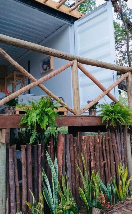 Hospedaria Boca Do Mato - Container Mambaí Екстериор снимка
